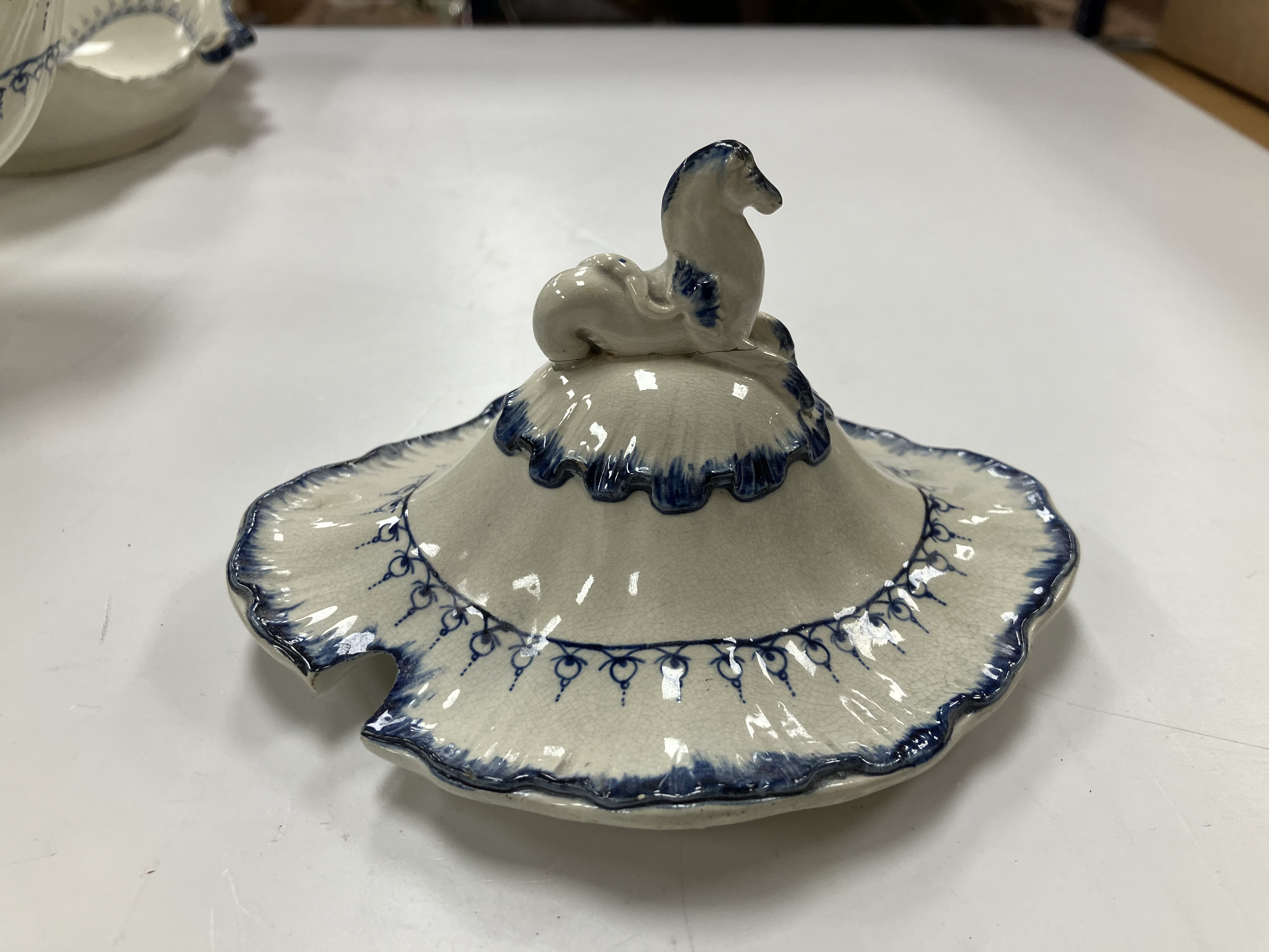 A late 18th/early 19th Century Wedgwood blue and white shell edged pearlware sauce tureen, - Image 84 of 84