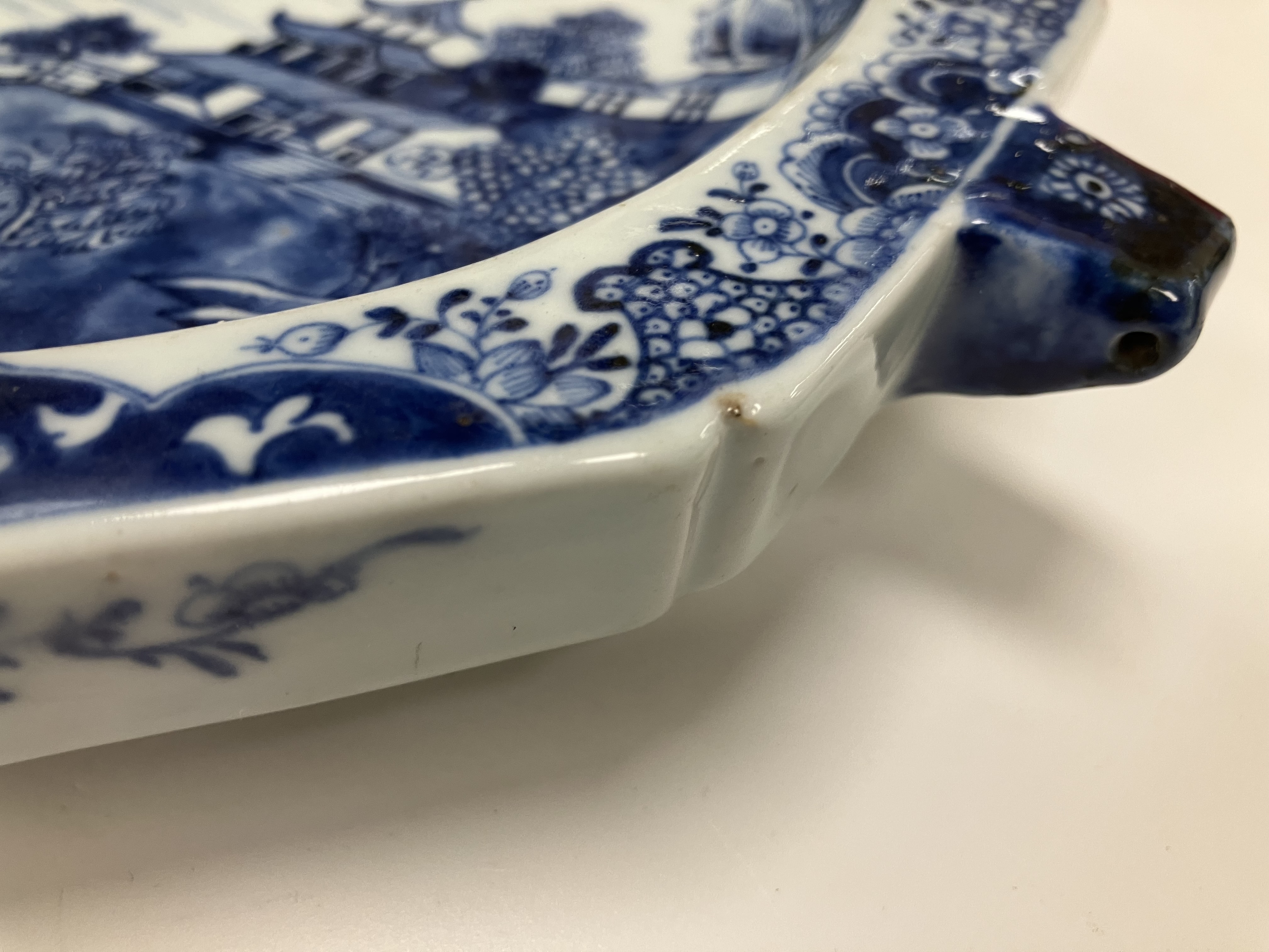 A 19th Century Chinese blue and white wa - Image 10 of 23