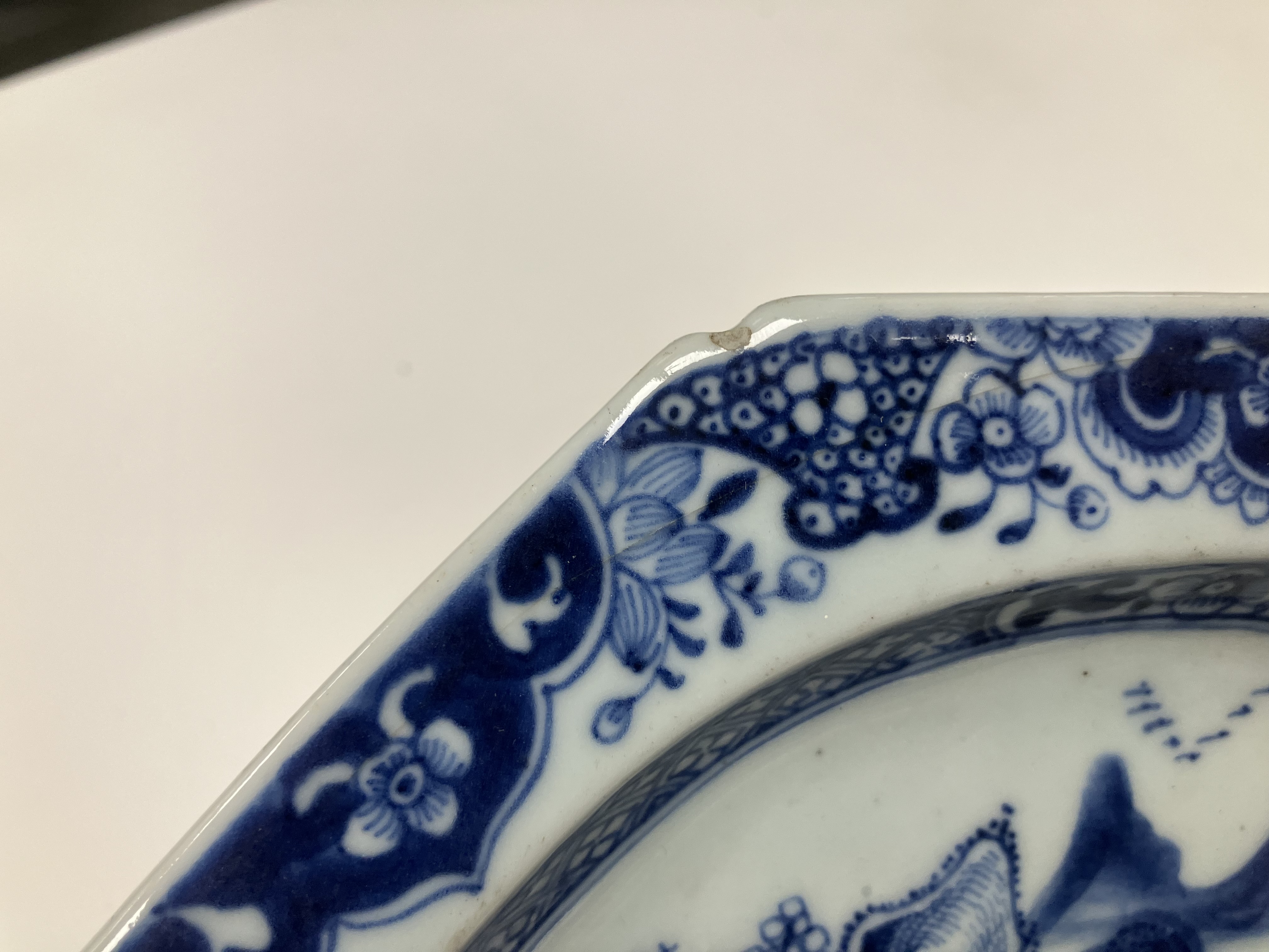 A 19th Century Chinese blue and white wa - Image 20 of 23