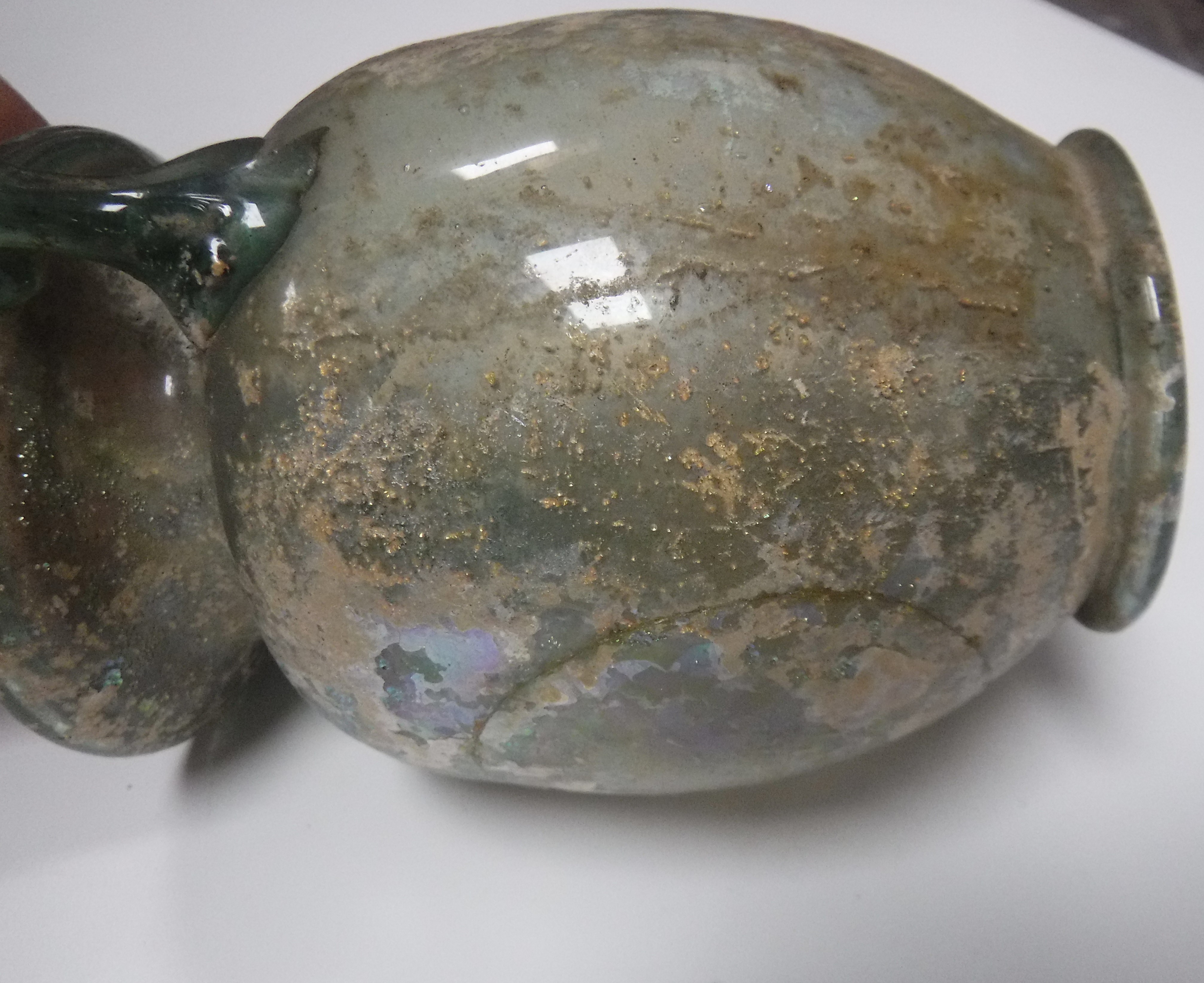 A pale green glass two handled vase in t - Image 17 of 19