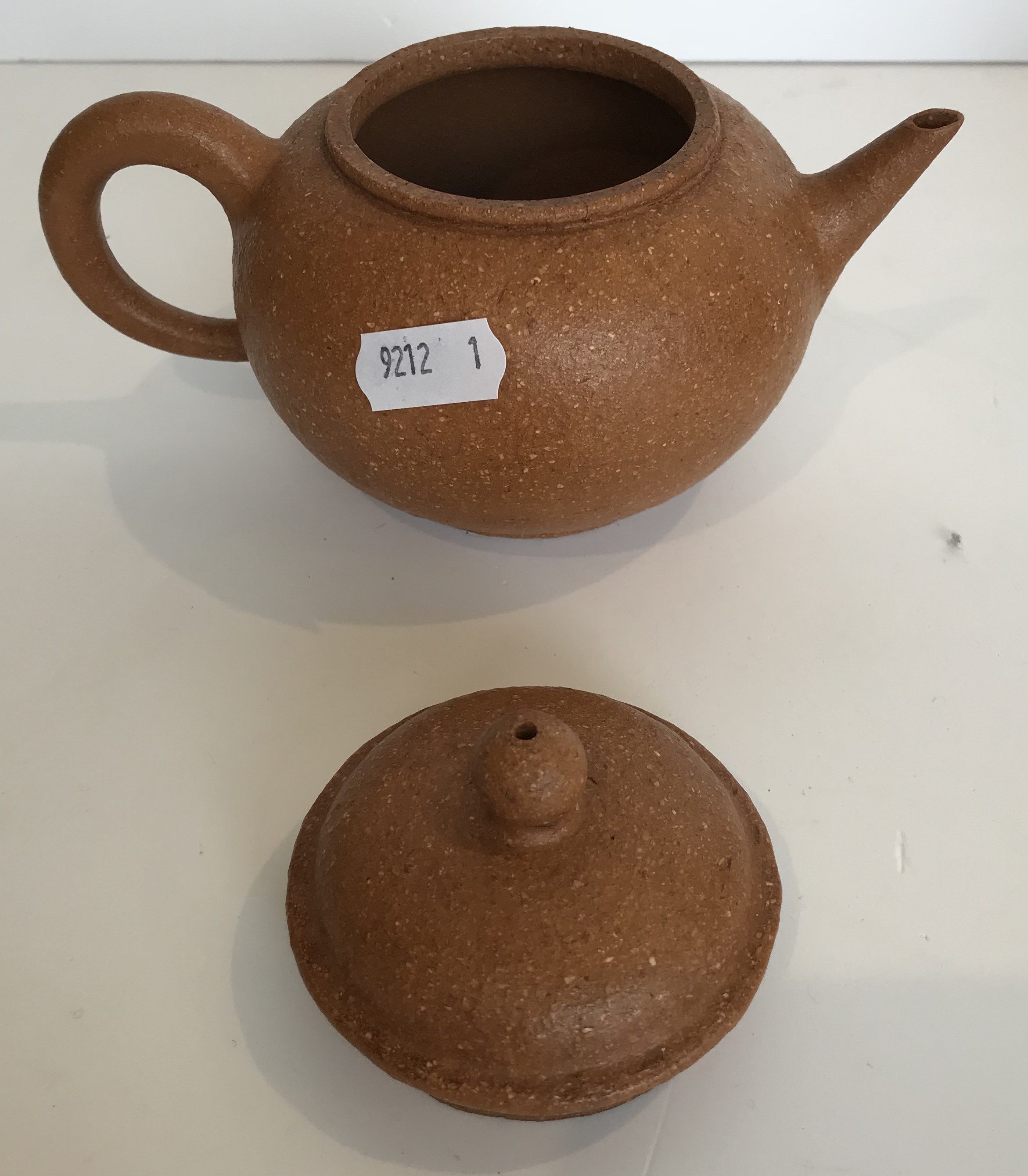 A collection of six Yi Xing tea pots, five with various seal marks, one stamped ''Russell 2004- - Image 18 of 28