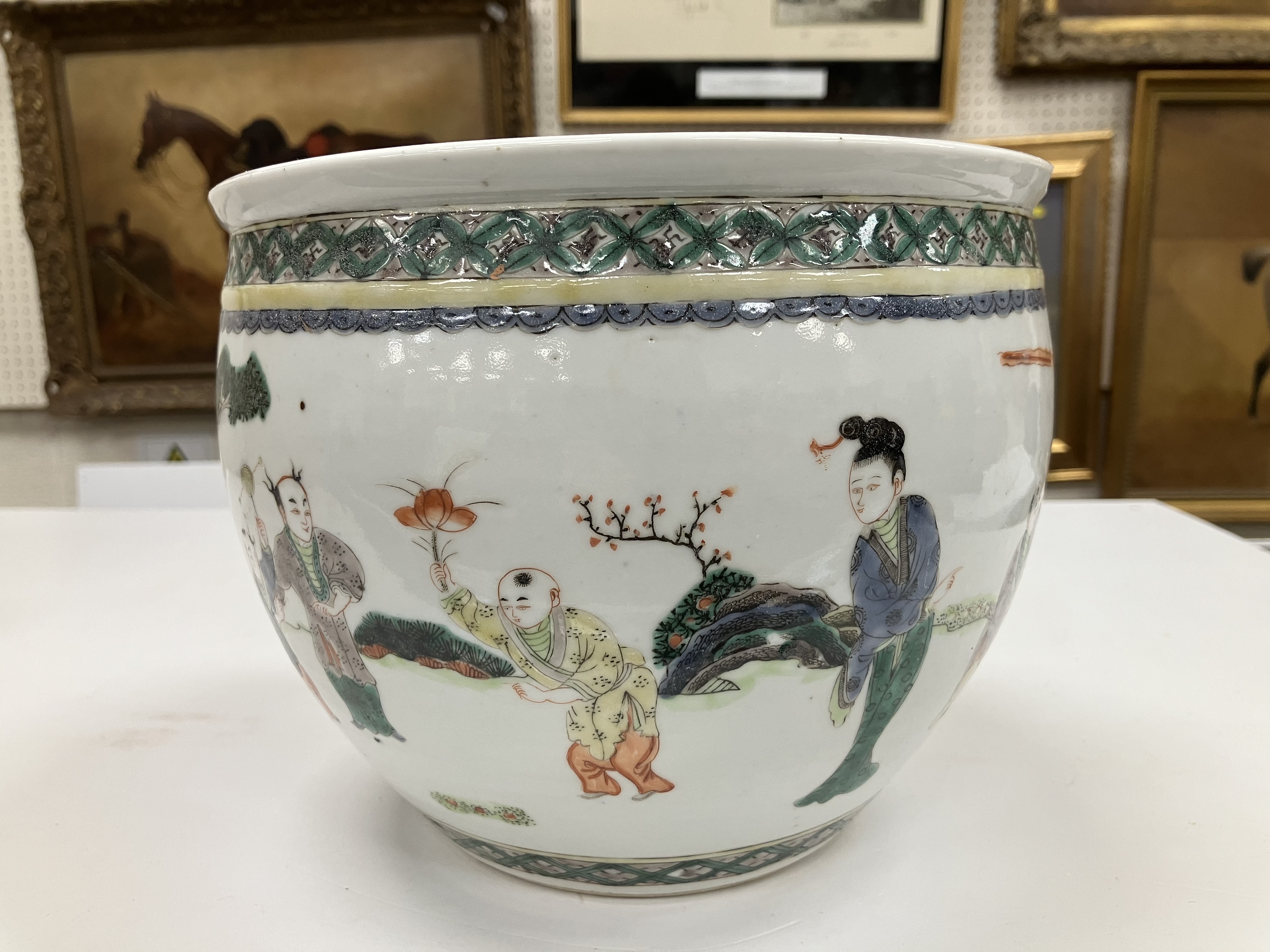 A 19th Century Chinese Kangxi palette jardiniere decorated with figures playing with various games - Image 24 of 26