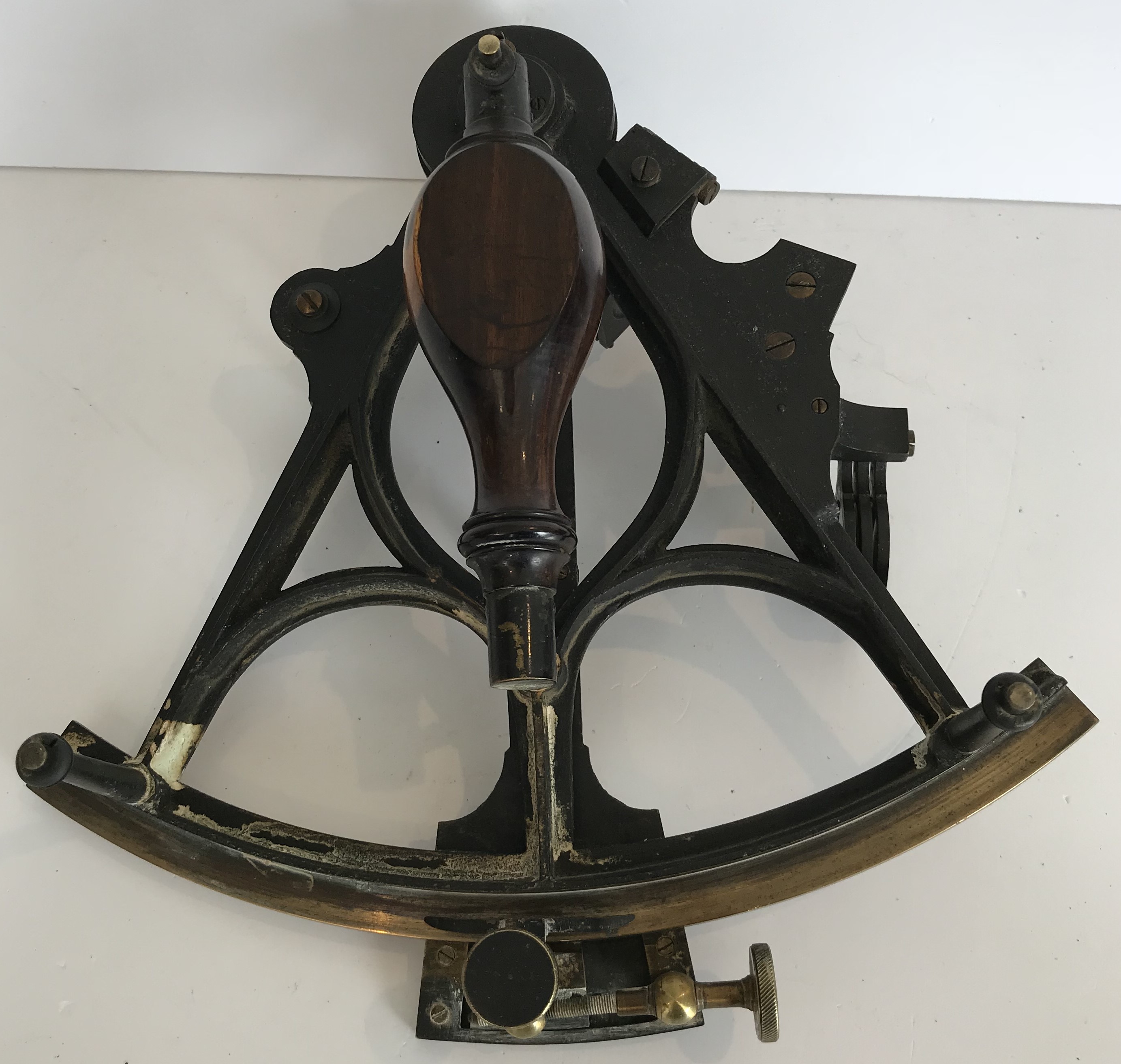 A Victorian brass and anodised sextant by W. Gerrard of Liverpool maker to the Royal Navy housed - Image 6 of 8