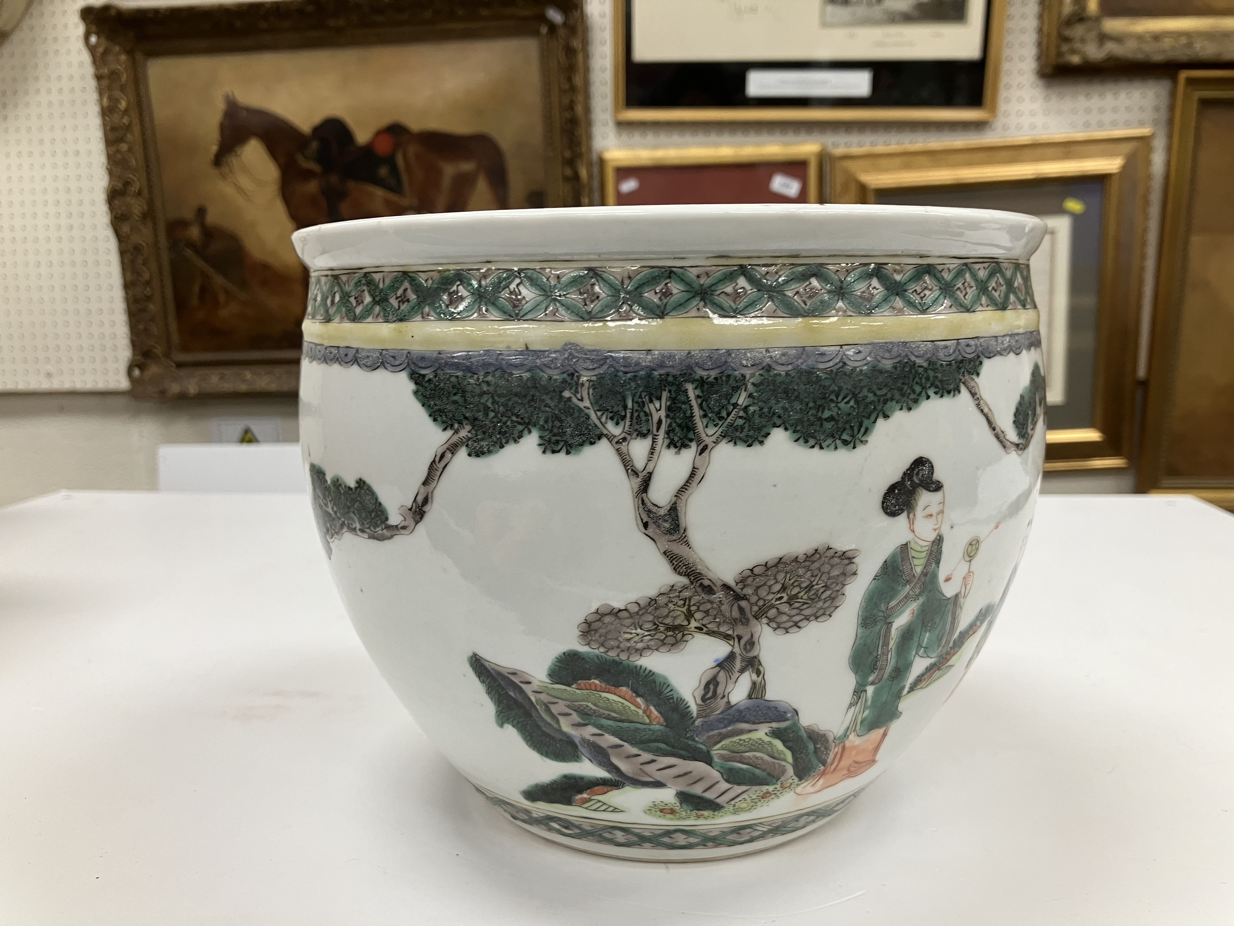 A 19th Century Chinese Kangxi palette jardiniere decorated with figures playing with various games - Image 20 of 26