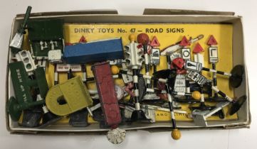A Road Signs 47 vintage box containing v