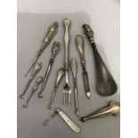 Silver handled button hooks, various sizes, shoe horn, etc (at fault)