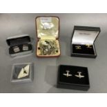 A collection of cufflinks in gilt and white base metal, approx. 11 pairs