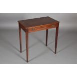 AN EARLY 19TH CENTURY MAHOGANY SIDE TABLE, with drawer to apron, brass ring handles and on slender