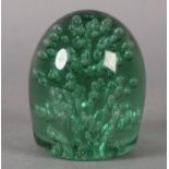 A 19TH CENTURY GREEN GLASS DUMP with bubbles, 9cm high
