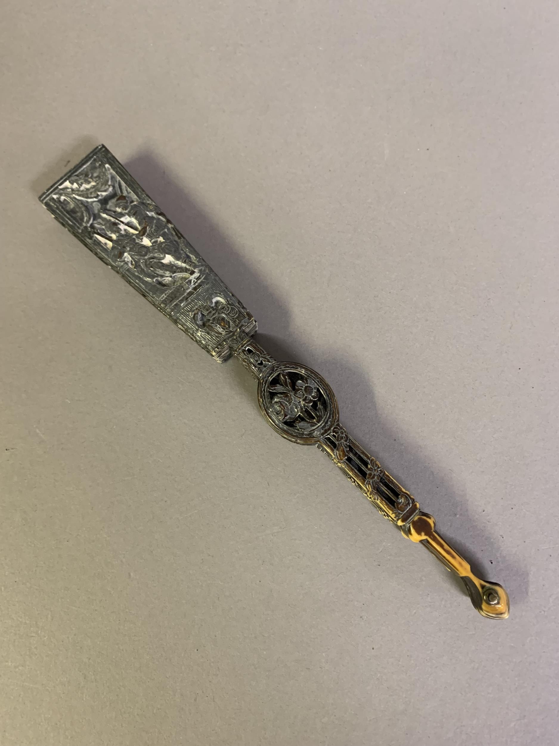 A bone fan with heavily gilded monture in 18th century battoir style, giving the appearance of - Image 3 of 3