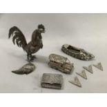 A white metal figure of a cockerel, 11cm, together with a small snuff box, rectangular, four white
