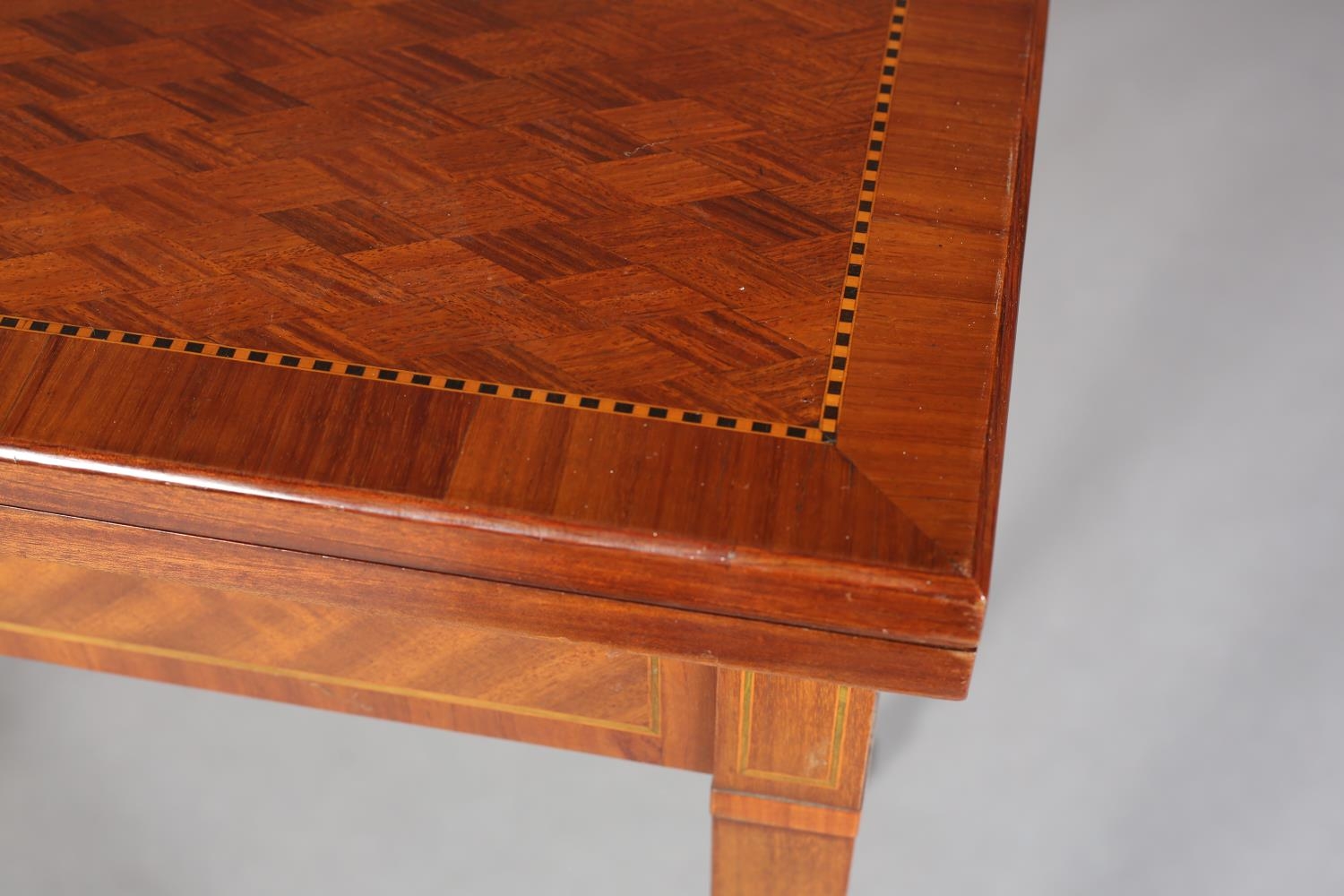 AN EARLY 20TH CENTURY MAHOGANY AND SATIN WALNUT PARQUETRY CARD, WRITING AND DRESSING TABLE inlaid - Image 6 of 10