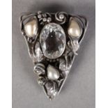 A SILVER BLISTER PEARL AND ROCK CRYSTAL DRESS CLIP IN THE STYLE OF BERNARD INSTONE, approximate 36mm