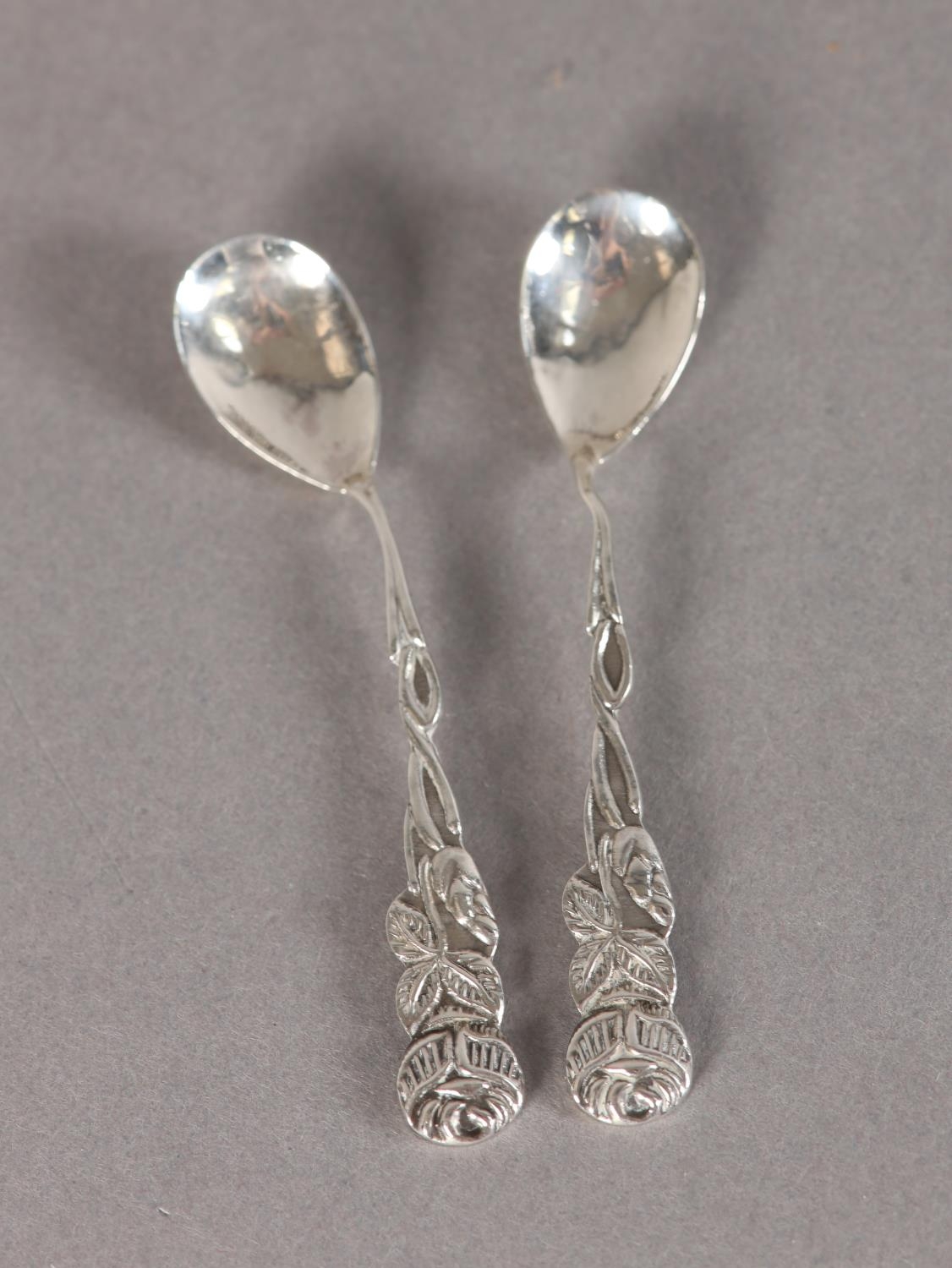 A PAIR OF VICTORIAN SILVER SCALLOP SHELL SALTS, each scroll chased on three dolphin feet, hallmarked - Image 5 of 5