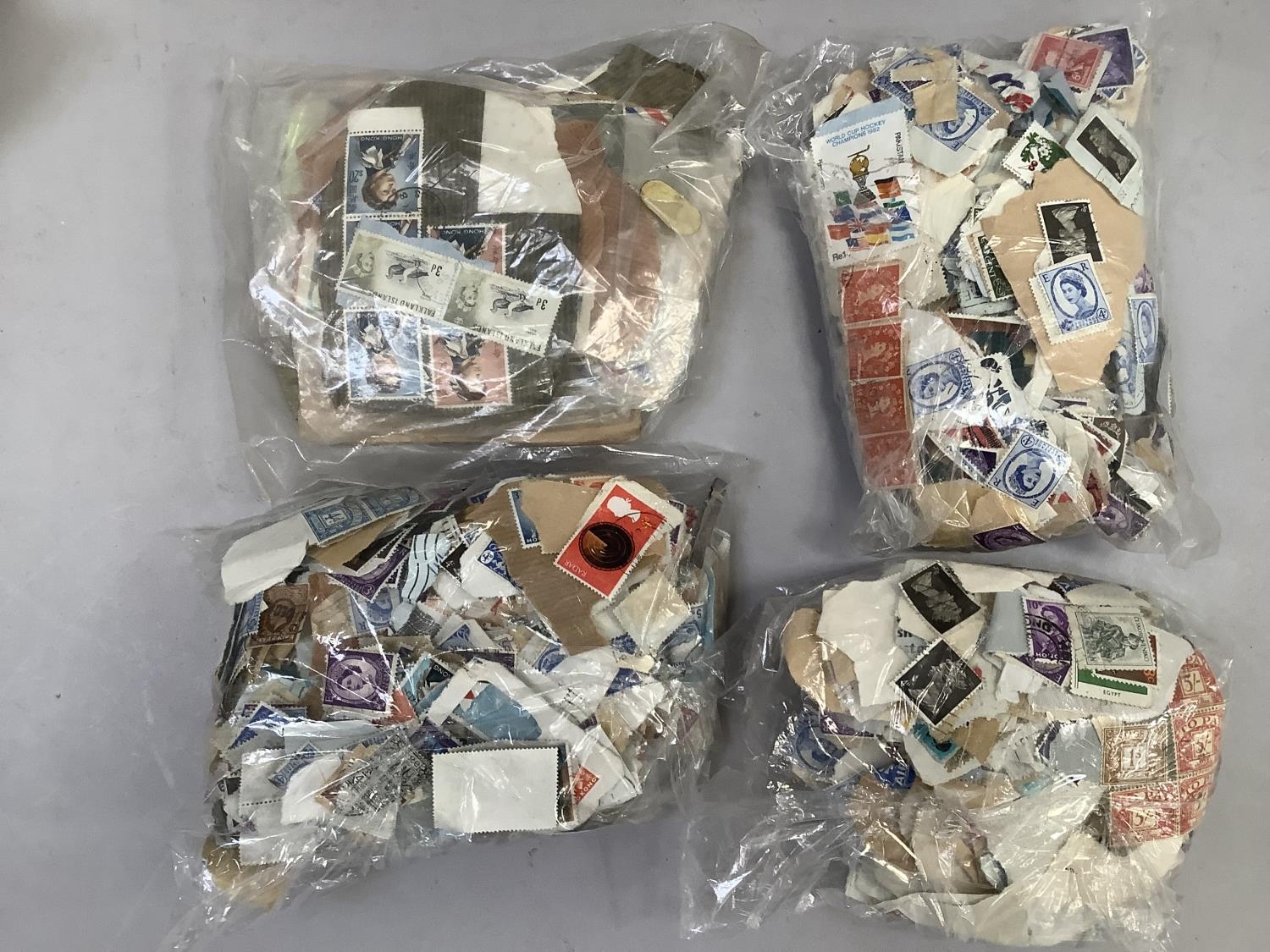 Quantity of UK and world stamps - Image 4 of 4