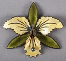 A NORWEGIAN GUILLOCHE SILVER GILT ORCHID BROOCH BY AKSEL HOLMSEN, the petals in green and yellow