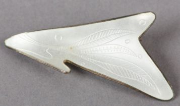 A NORWEGIAN ENAMEL SILVER GILT SPRAY BROOCH BY OYSTEIN BALLE C1950 in silver opalescent enamel