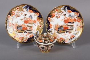 A ROYAL CROWN DERBY IMARI PATTERN twin handled sugar bowl and cover with 1926 date cypher together