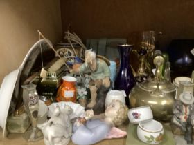 A quantity of glass ware and ceramics comprising glass fruit bowl and cocktail bowls, gilt and