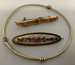 An early 20th century seed pearl set 9ct gold expanding bangle, together with two Edward VII bar