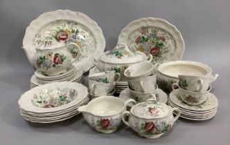 A Royal Doulton Malvern pattern china comprising seven dinner plates, two oval meat plates, two
