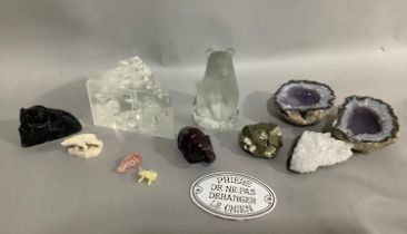 Two amethyst geodes, two further geodes, a glass figure of a bear, a soapstone carving with other