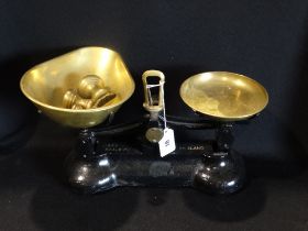 A Vintage Libra Scale Company Kitchen Scale & Weights