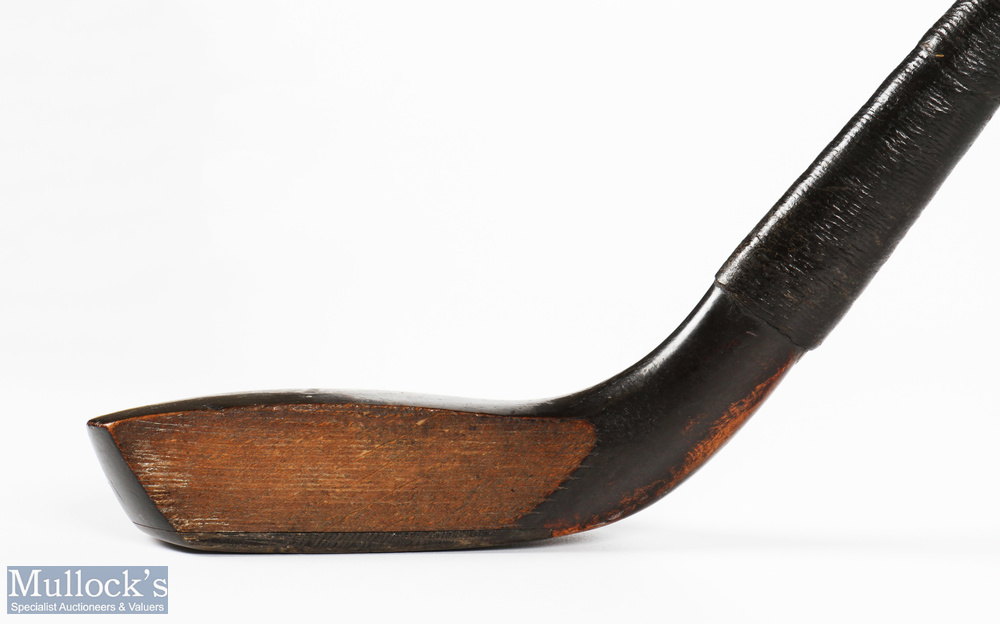 Most unusual J Morris dark stained beech wood longnose play club c1885 fitted with whole cane - Image 3 of 7