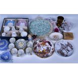 2x Boxed of assorted china and glass, with noted items of Shelly chintz plate, Wedgwood dish,