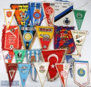 World Football Team Pennant Collection, 20 mixed pennants, made of nylon, fabric, plastic, with