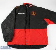 Manchester United Jacket Umbro/Sharp sponsor size L in red and black