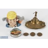 Golf Collectables a good-looking brass ink well pen stand with its original liner and golf figure, 3