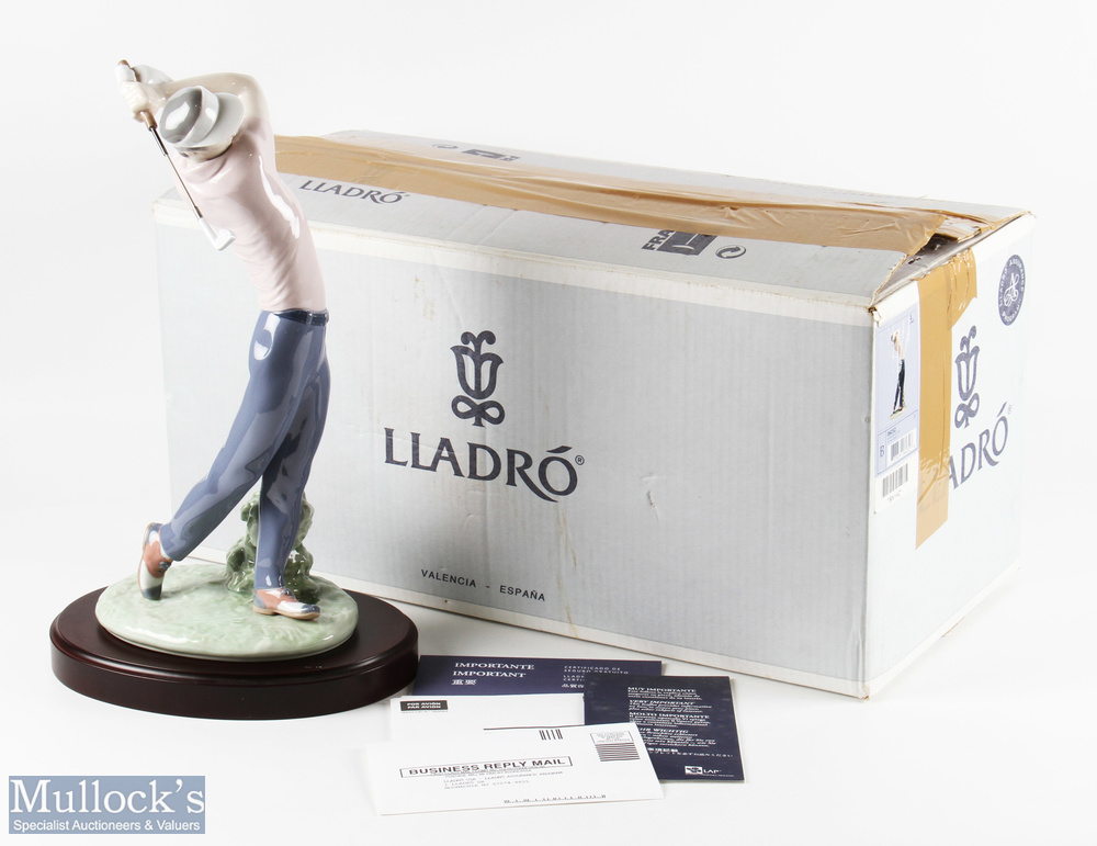 Lladro Porcelain 'On The Green' Golfing Figure model 06032, housed in makers box with paperwork