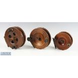 Sun mahogany and brass star back reel, with patent 5" spool with brass rear flange, twin brass