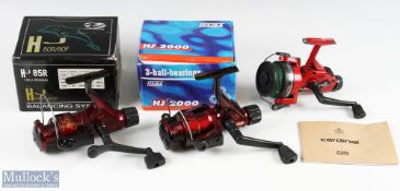 Abu Cardinal 555 fixed spool reel, strong bail, shows signs of use, runs well, with instructions;