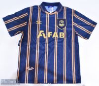 1993-94 Aberdeen Away Replica Football shirt, made by Umbro, size L, short sleeves,