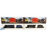 Hornby OO Gauge Top Link Locomotives (2) - R315 Class B17/4 'Manchester United' and R737 King