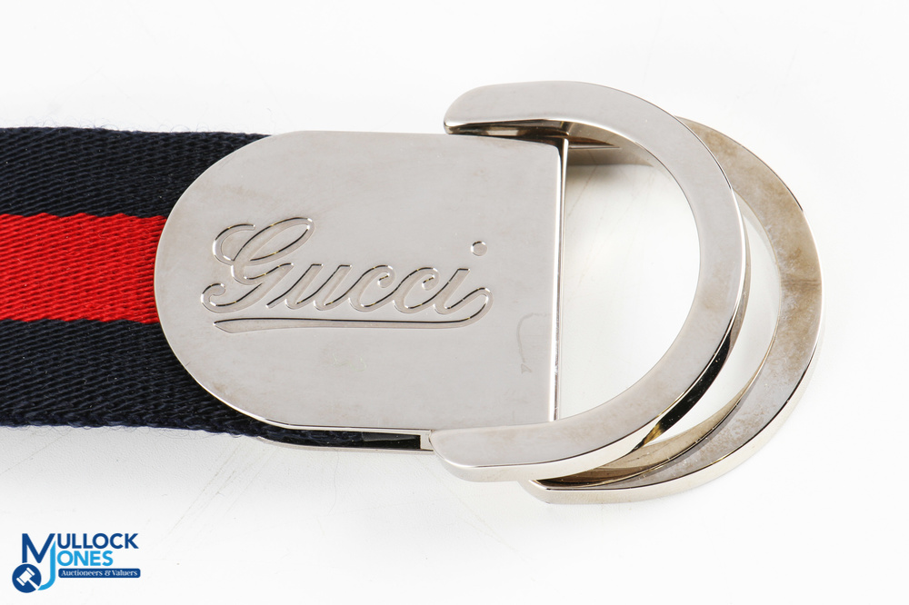 Mens / Unisex Gucci Red and Blue Web Signature Buckle Belt, size 90-36-4cm web made in Italy - light - Image 2 of 2