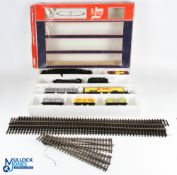 Lima O Gauge Boxed 03094 4F Freight Set including LMS 4F loco and tender, 5x wagons, controller