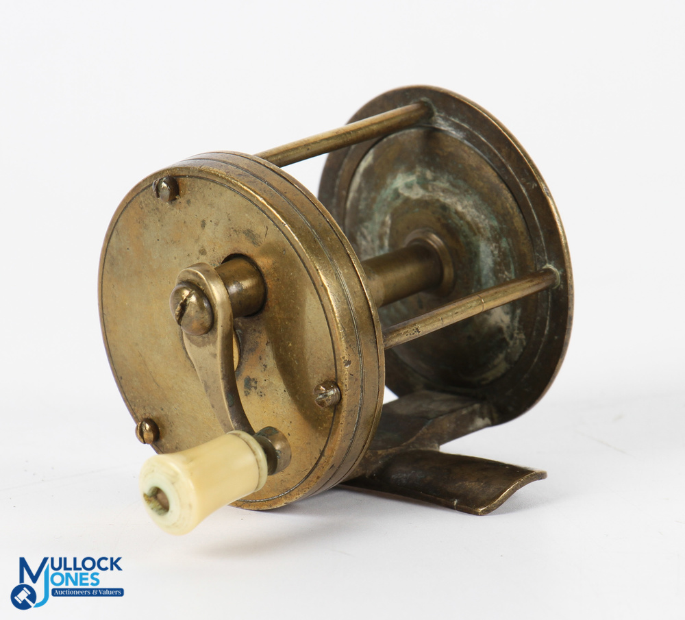 Early unnamed brass multiplier winch, curved crank arm with white handle, 2" spool, 1.75in wide 3