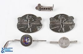 2x Sterling Silver Golfer Brooches depicting a period golfer, each stamped 925 Sterling, with a