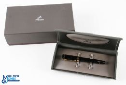 Fine PGA 'Parker Duofold' black and gilt fountain pen c/w Duofold 18k 750 nib - screw top with