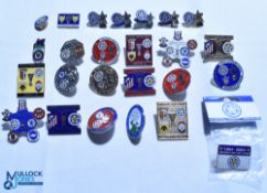 Leicester City Football Metal Badges, a collection of #25 badges to include 2021 FA cup final and