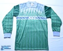 1989-90 Everton Goalkeeper Football Shirt, made by Umbro long padded sleeves, with No.1 to back,