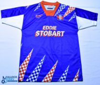 1995-1997 Carlisle United FC home football shirt - Red Fox / Eddie Stobart. Size S Blue short