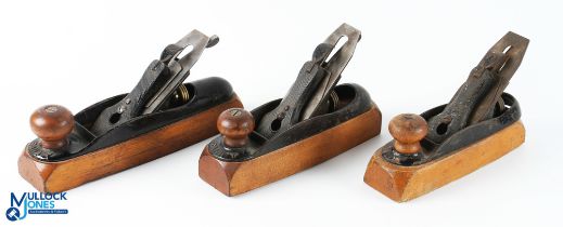 3x Vintage Stanley Rule & Lever Co. Bailey Transitional Plane No. 21 and No.22, and unnumbered 9 1/