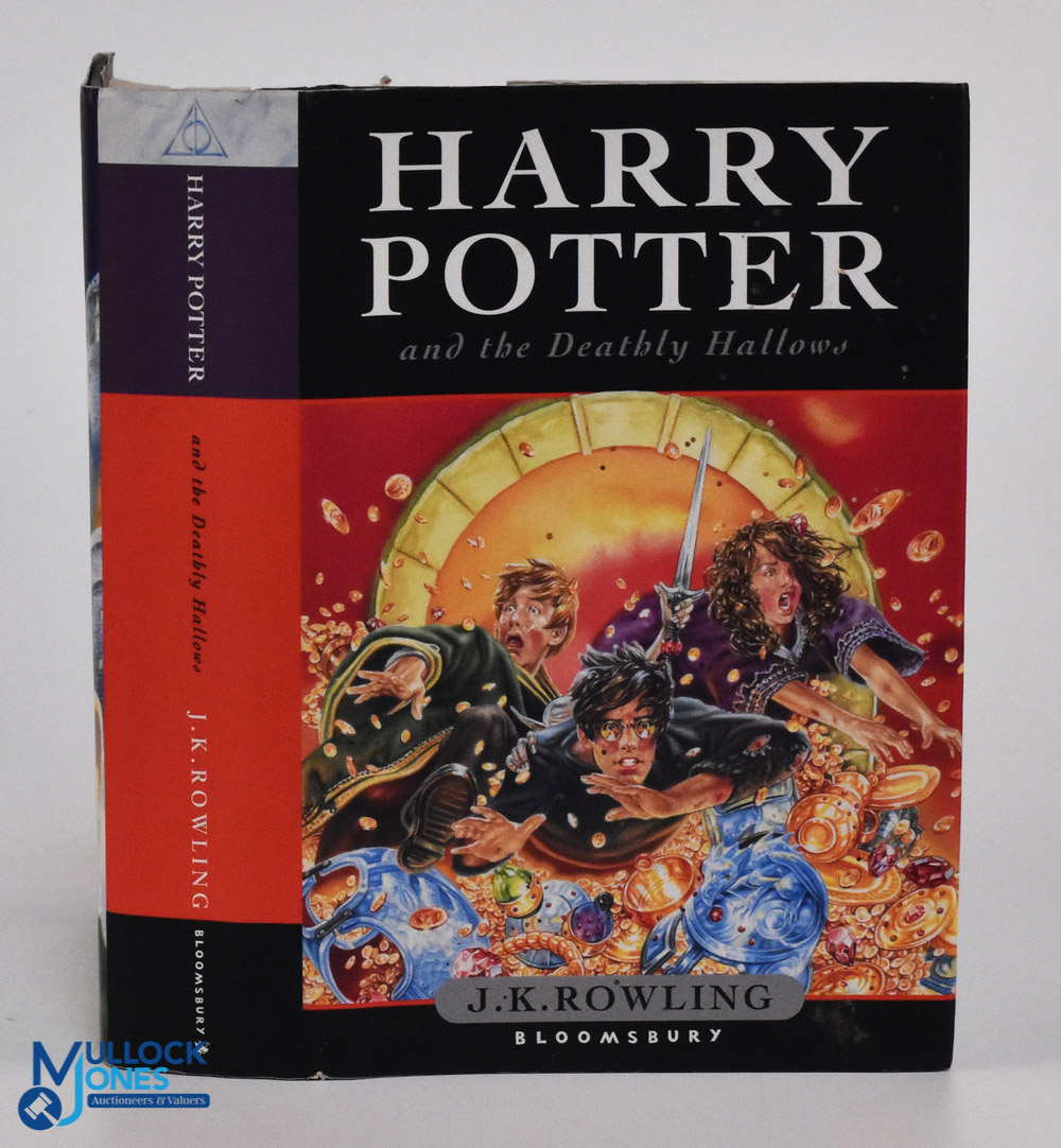 Harry Potter Book Selection (4) features Harry Potter and the Deathly Hallows 2007, first edition of - Image 3 of 4