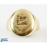 18ct Yellow Gold Signet Ring with worn engraved emblem, hallmarked London 1923, size I, weight 8