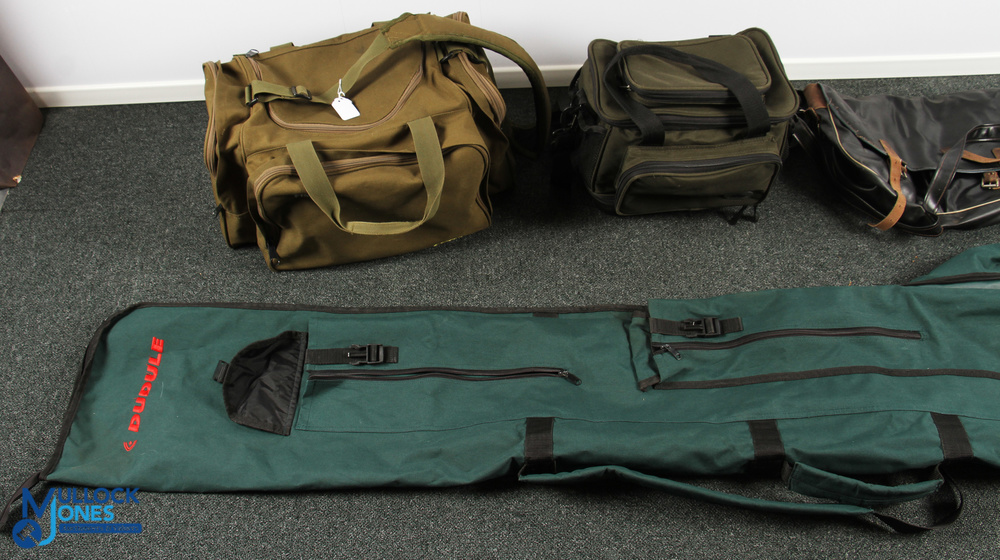 Fishing Bags - a Fox coarse fishing shoulder holdall, a smaller Crane sports multi pocket shoulder - Image 2 of 3