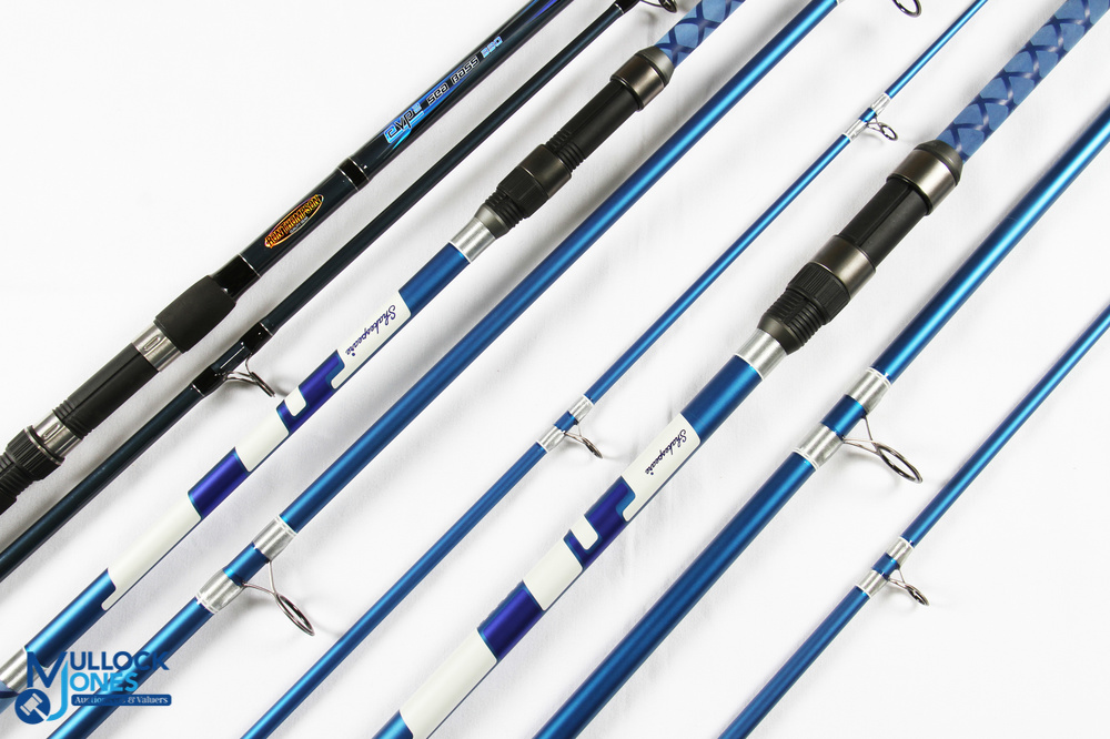 Shakespeare Agility carbon FS surf rod SAP 1402831, 12' 3pc, 4-8oz, 20 lb line, twin rubber grips, - Image 2 of 2